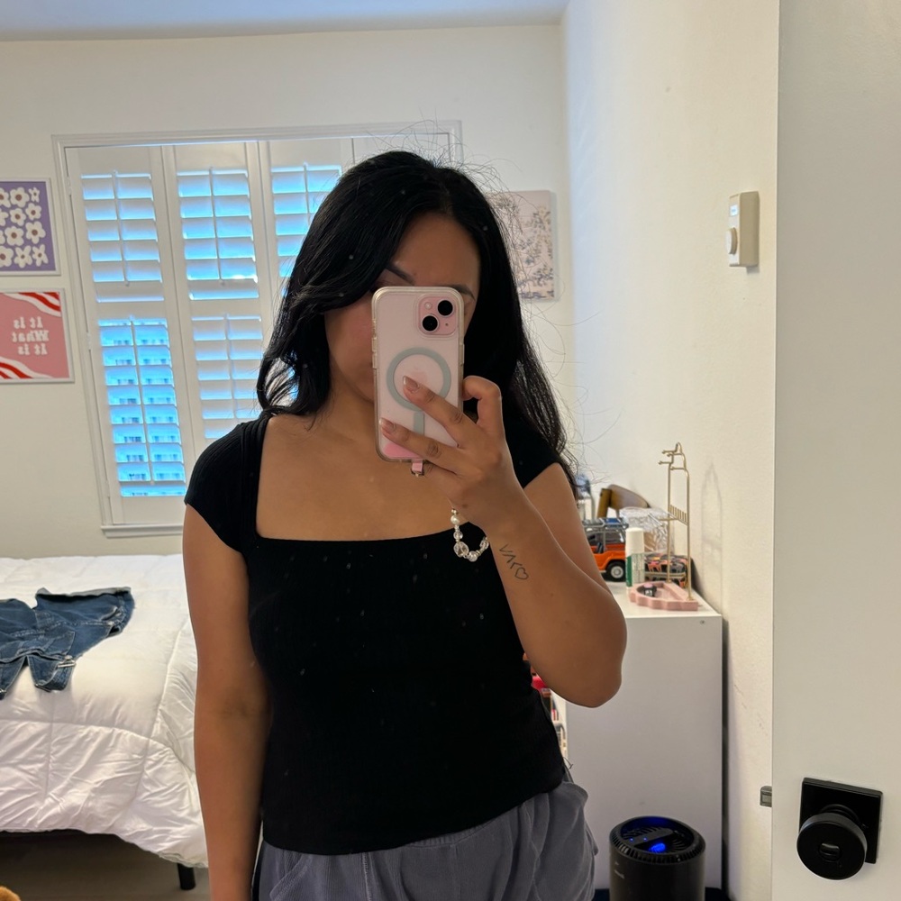 Reformation Bardot Top 🌸